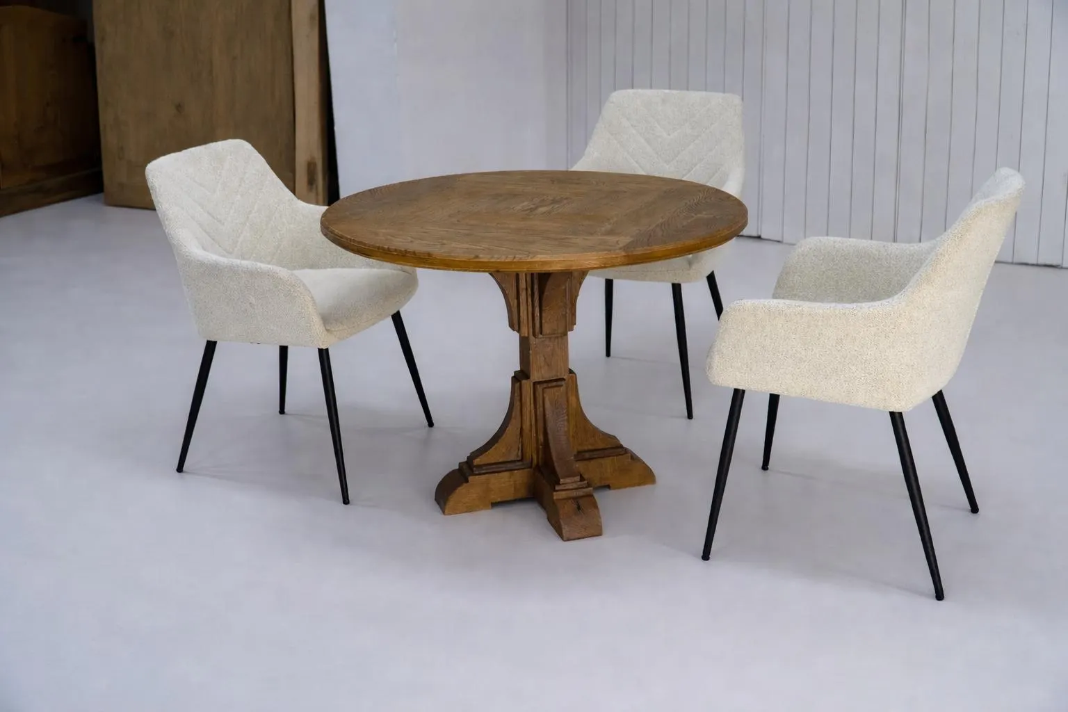 Round reclaimed wooden table || Rustic furniture || Vintage - Image 2